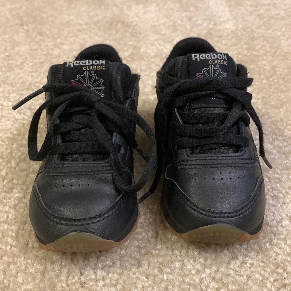 Infant sneakers